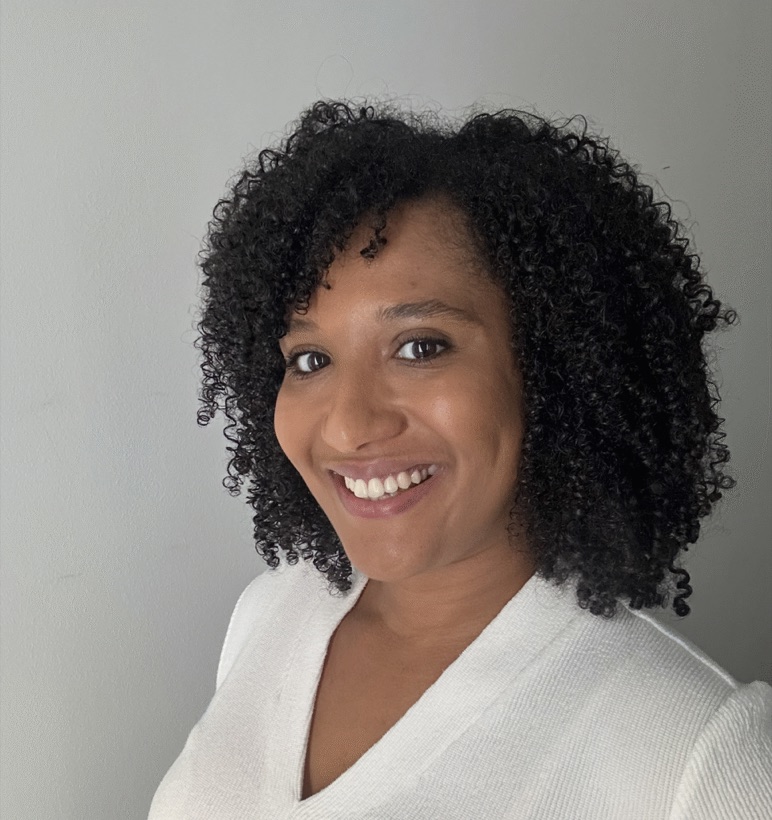 Omoji Sophia Oshafu, Gründerin von InnovationWeb